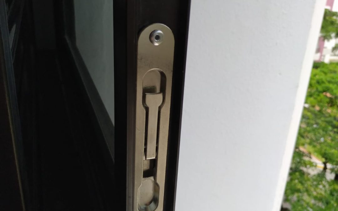 Replace Window Flush Bolt In Telok Blangah Drive