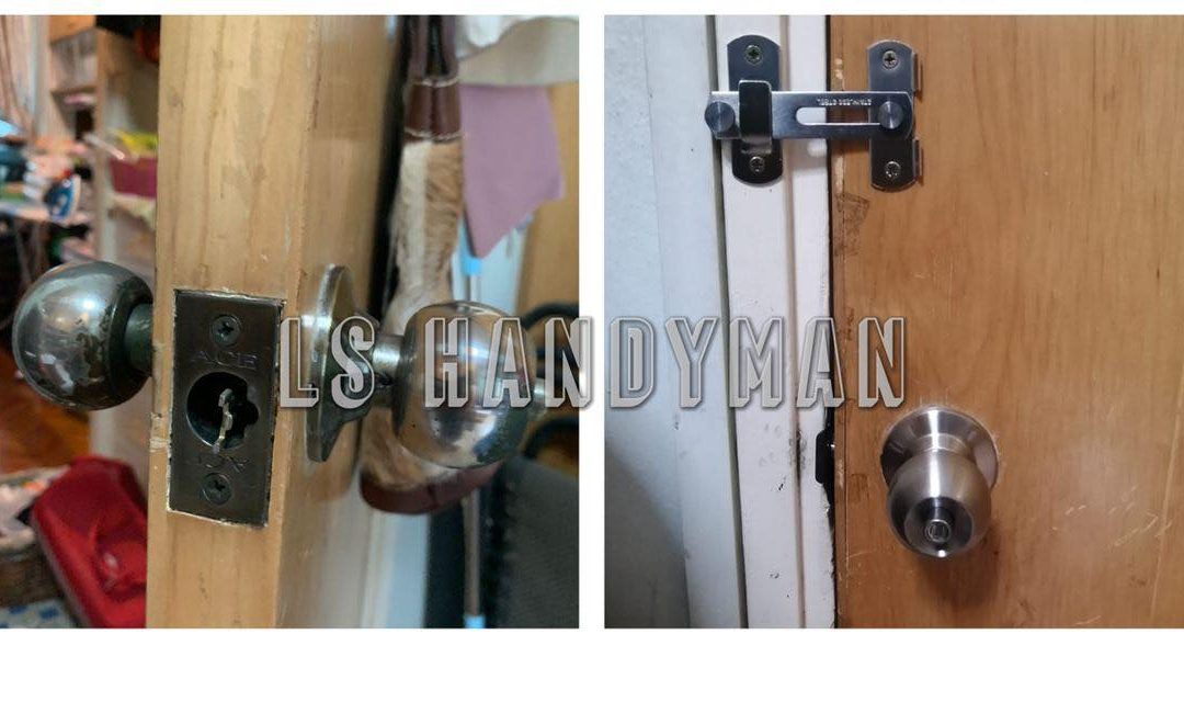Replace door knob at Oxley Road
